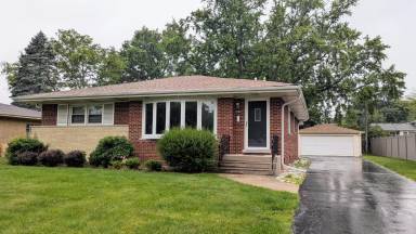 Main picture of 736 N Wilshire Ln