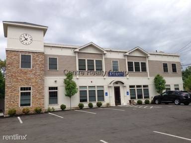 Main picture of 471 Hunnewell St