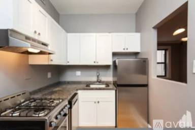 Main picture of 439 W Melrose St