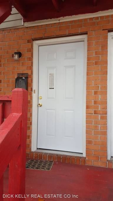 Main picture of 405 E Little Creek Rd