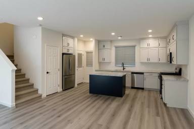 Main picture of 440 Court St