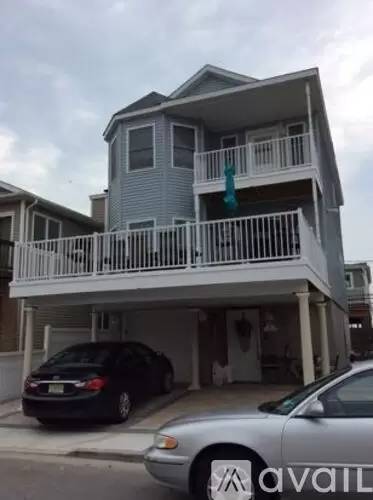 Main picture of 88 California St
