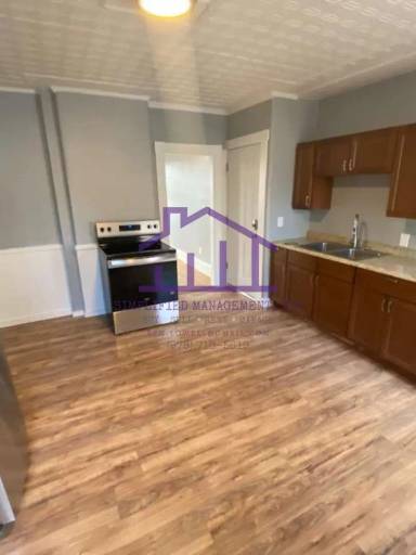 Main picture of 248 Park St