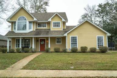 Main picture of 1009 Nancy Pl
