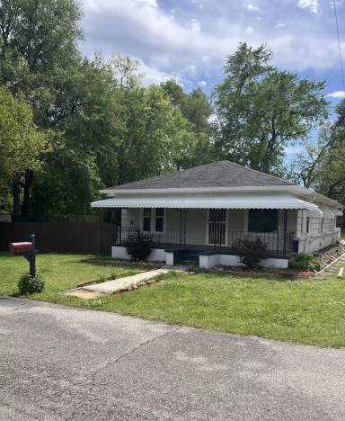 Main picture of 5909 Sedum St