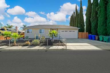Main picture of 1378 Windsor Way