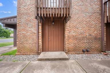 Main picture of 208 E Starr Ave