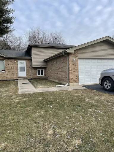 Main picture of 16113 Homan Ave