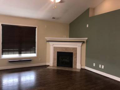 Main picture of 10 Jaylin Oaks Dr