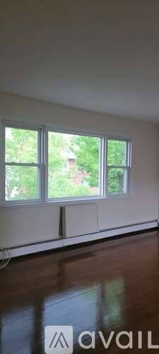 Main picture of 265 Elvin St