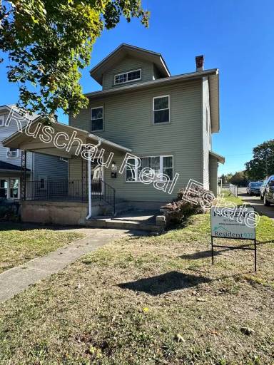 Main picture of 858 Carlisle Ave