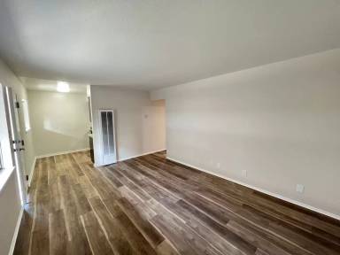Main picture of 636 Prospect St