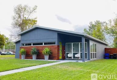 Main picture of 2534 Grandview Ave