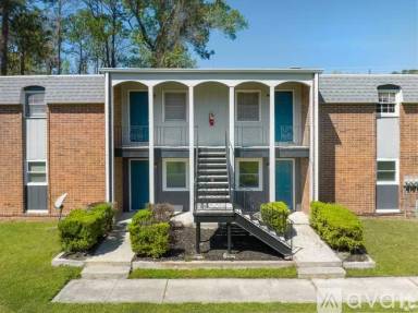 Main picture of 1425 E Park Ave