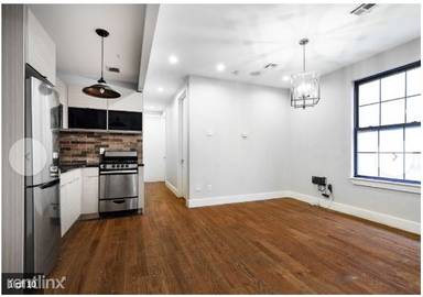 Main picture of 1889 Troutman St