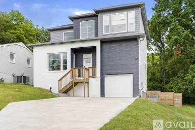 Main picture of 328 Dade Dr