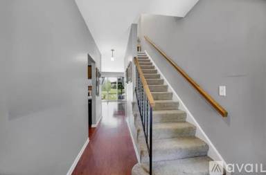 Main picture of 1531 Golfview Dr