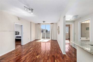 Main picture of Fortune House Condo