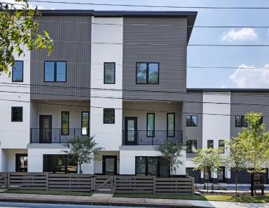 Main picture of 1540 Millwood Pl SE