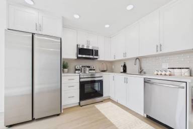 Main picture of The Harper on Beverly