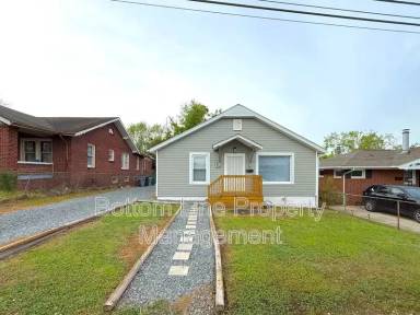 Main picture of 1219 Dearborn Ave