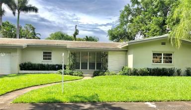 Main picture of 535 Palermo Ave