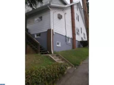 Main picture of 1977 Howard Ave