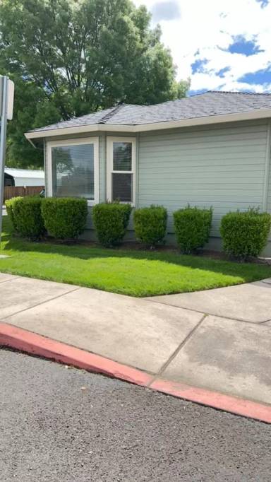 Main picture of 3015 Merriman Rd