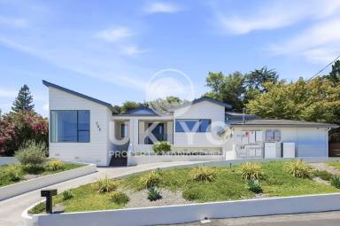 Main picture of 133 Hilltop Crescent