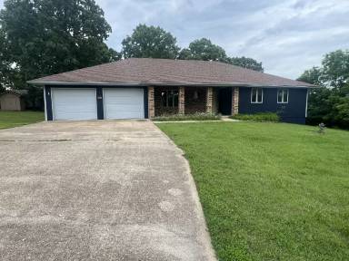 Main picture of 111 La Salle Dr