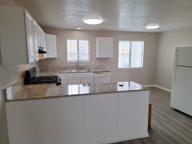 Main picture of Golden Terrace Apartments