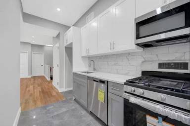 Main picture of 255 Amboy St