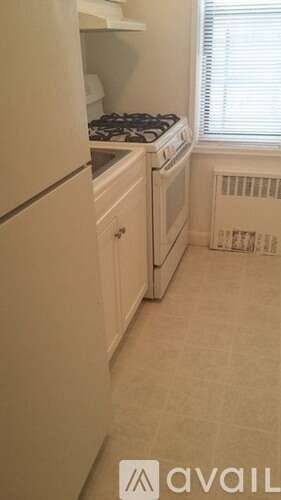 Main picture of 8420 Austin St