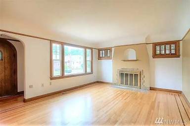 Main picture of 6050 25th Ave NE