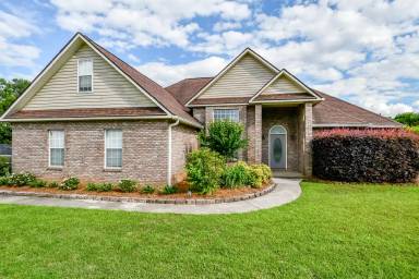 Main picture of 306 Jasmine Way