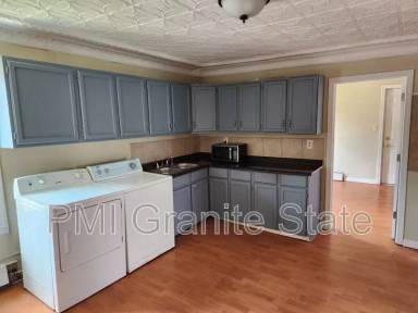 Main picture of 60 Whitney St
