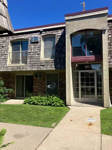 Main picture of 903 11th Ave S