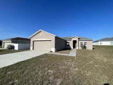 Main picture of 830 Fraser Dr