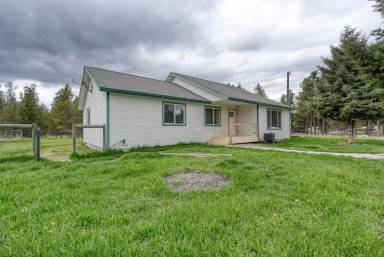 Main picture of 150 Pleasant Valley Rd