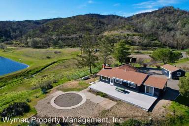 Main picture of 2766 Lower Chiles Valley Rd