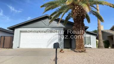 Main picture of 832 N 85th Pl