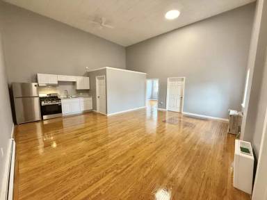 Main picture of 426 3rd Ave