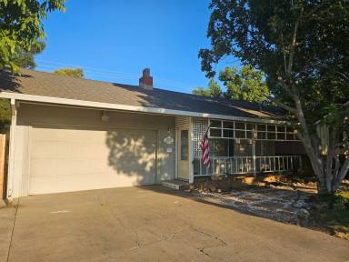 Main picture of 1150 Butte St