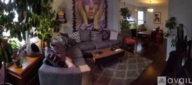 Main picture of 2126 N Hamlin Ave