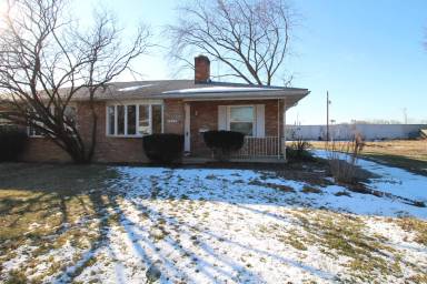 Main picture of 3973 Far Hills Dr