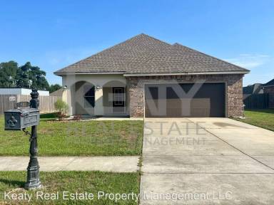 Main picture of 110 Caddo Ct