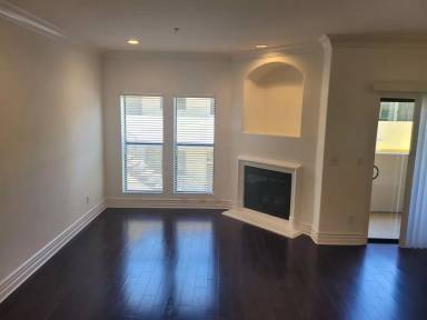 Main picture of 1333 N Curson Ave