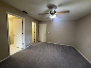 Main picture of 118 Edison St