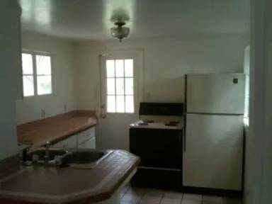 Main picture of 1706 E Harding St