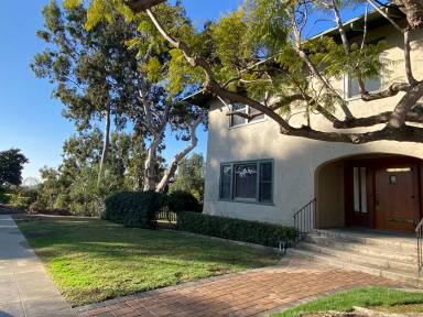 Main picture of 2710 Granada Ave